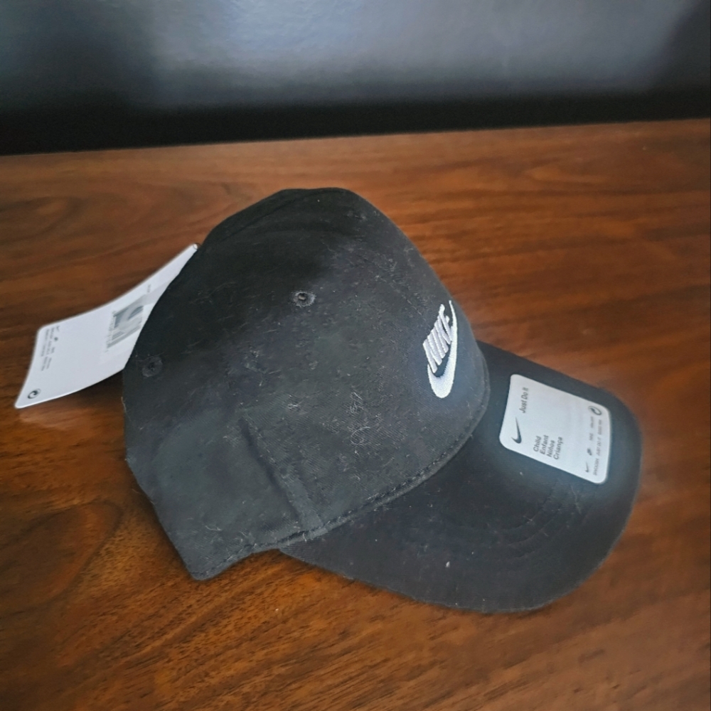 New Kids Nike Hat - Black